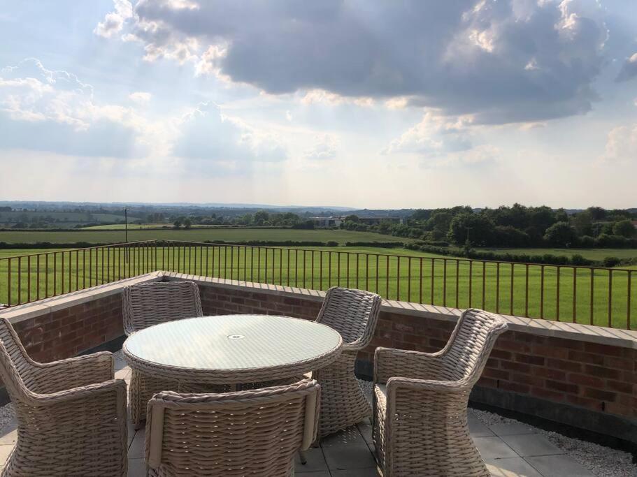 Holiday home 2 Bedroom With Beautiful Views Over The Mendips Radstock